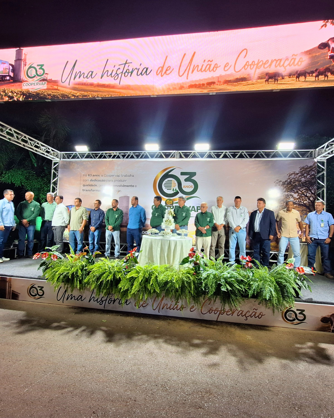 Fé, gratidão e cooperativismo marcam a celebração dos 63 anos da Coopervap